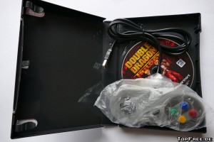 Double Dragon Trilogy Verpackung mit Gamepad offen