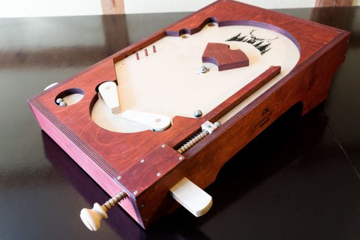 Pinball – Flipper aus Holz von der Heimspiel Manufaktur
