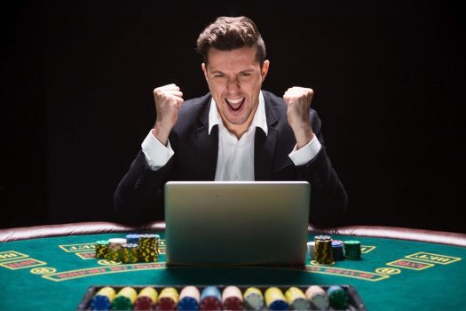 Online im Live Casino – lässt sich das Spielen im Internet mit einer Spielbank vergleichen?
